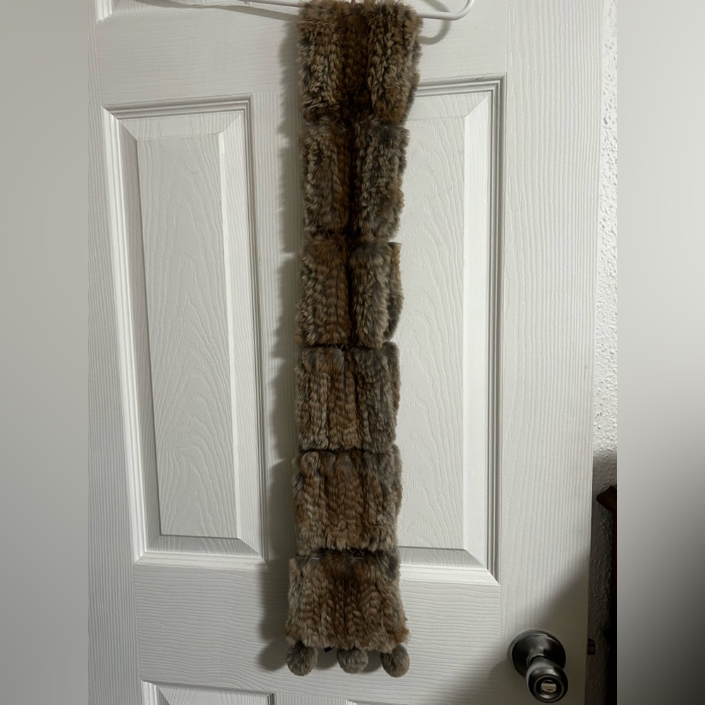BCBG MAXAZRIA 100% Rabbit Fur Scarf w/ Pom Poms